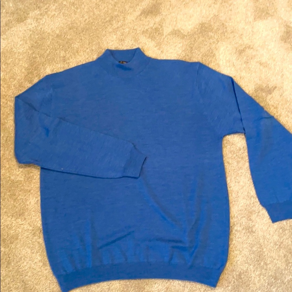 Men’s turtleneck sweater
